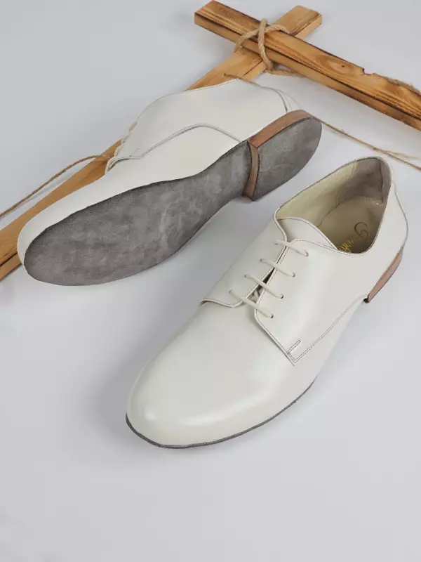 Frankie Soft Broken White Leather with "Flexible Sole" 1.5 cm heel