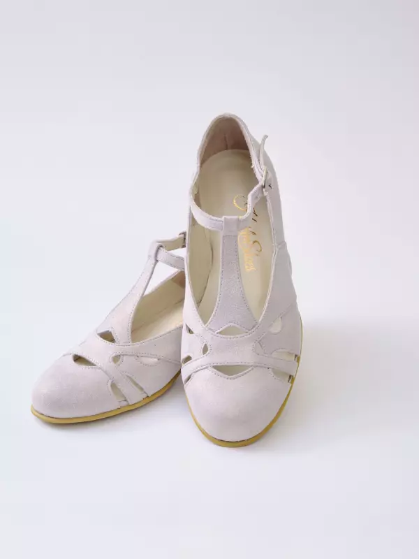 Spring Shiny Cream Suede 4  cm heel