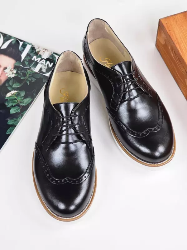 Black Leather with Eva Sole