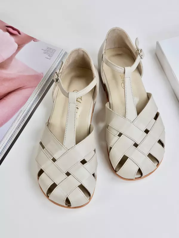 Barefoot Summer Beige Leather 1.5 cm heel