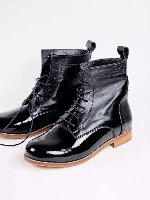 Harlem Boots Mix of Black patent & black leather