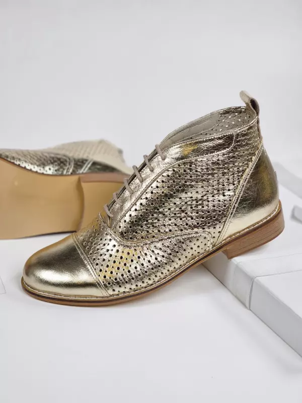 Smooth Boots Perforated Platinum Gold Leather 2 cm heel