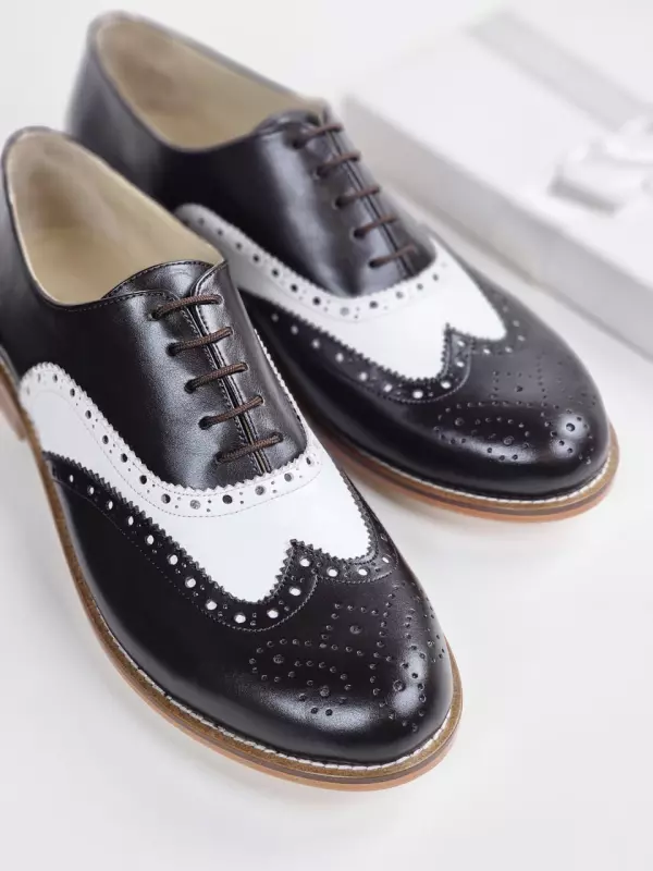 Brogue Dark Chocolate & White Leather 2 cm heel