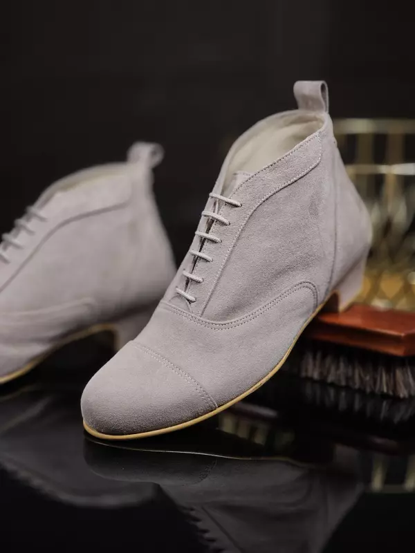 Smooth Boots Soft Grey Suede 4 cm heel