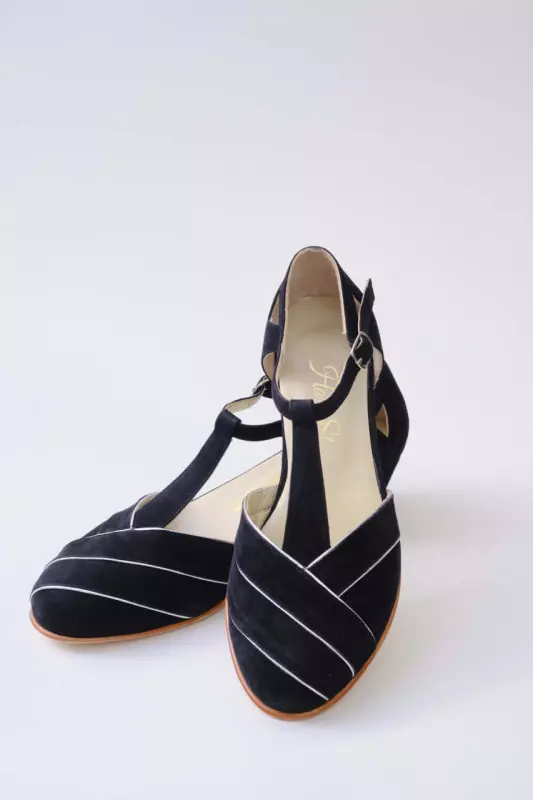 Black Suede with Silver Lines 4 cm heel