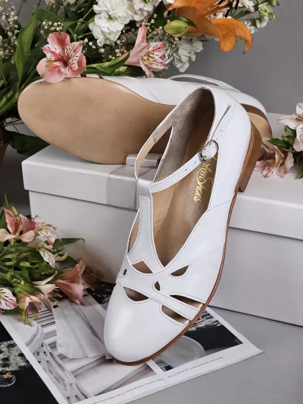 Spring White Leather 2 cm heel