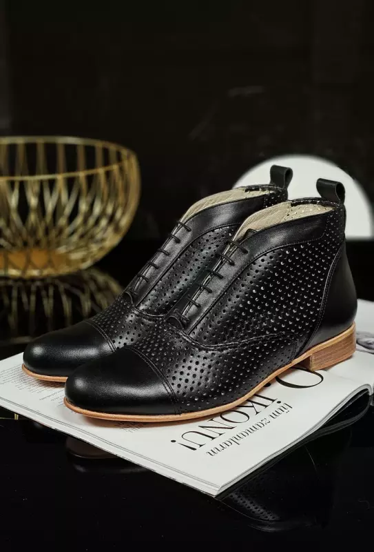 Perforated Black Leather 2 cm heel