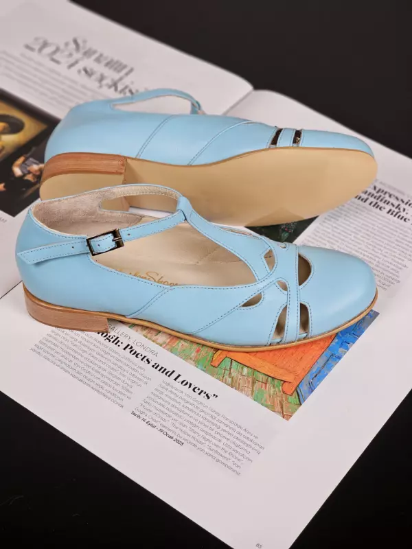 Baby Blue Leather 2 cm heel