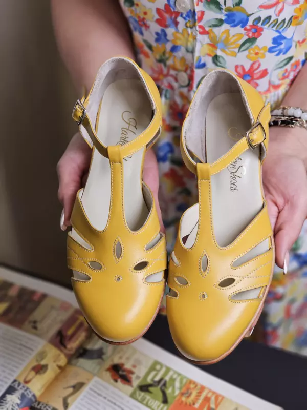 Yellow Leather 3 cm heel