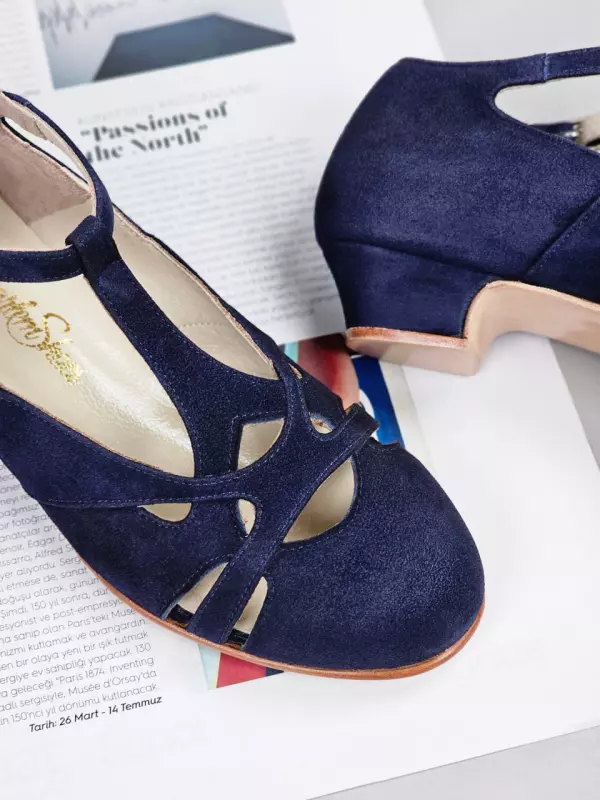 Dark Blue Suede 3 cm heel