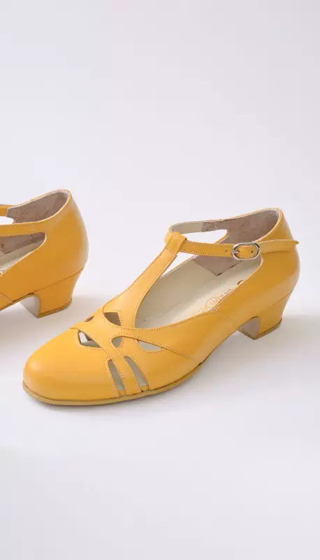 Spring Yellow Leather 4 cm heel