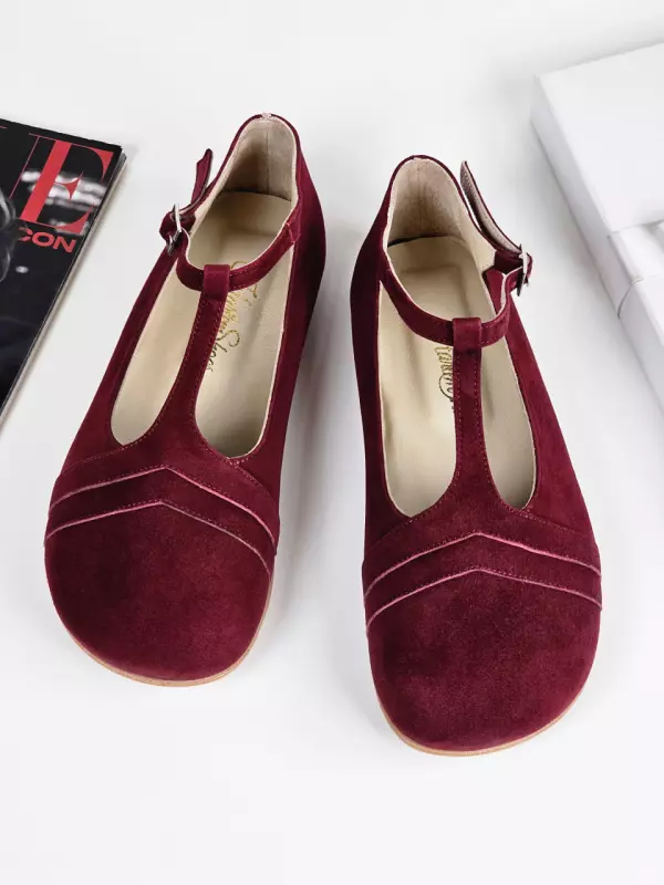 Barefoot Barbie Bordeaux Suede Zero Drop
