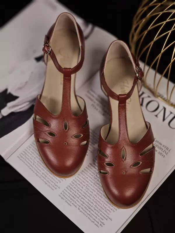 Brown Leather 3 cm heel