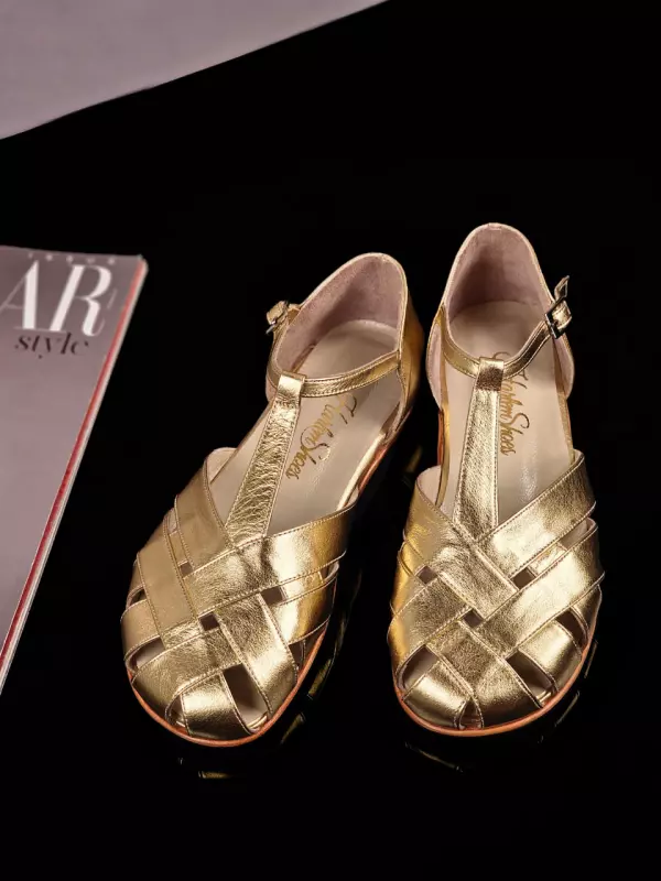 Barefoot Summer Gold Leather Zero Drop