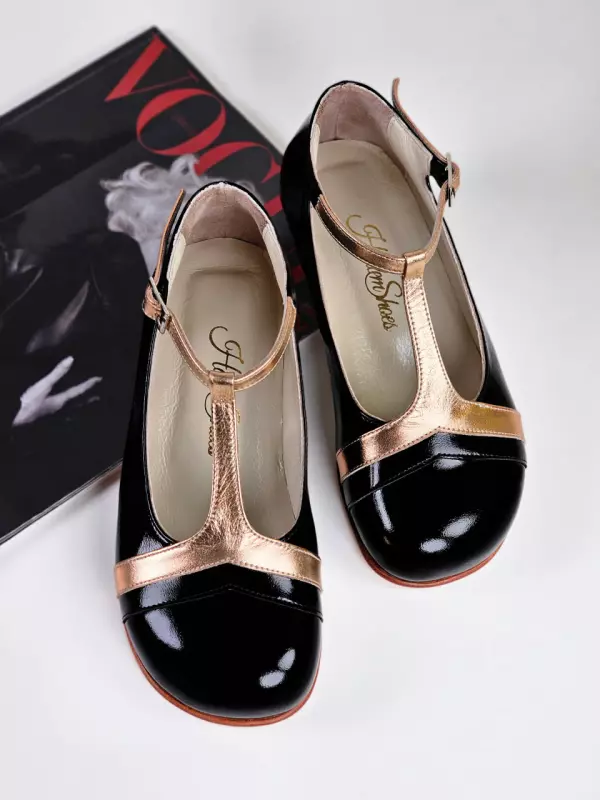Barefoot Barbie Black Polished & Rose Gold Leather 3 cm heel