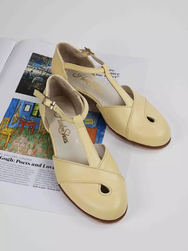 Lemon Yellow Leather 4 cm heel