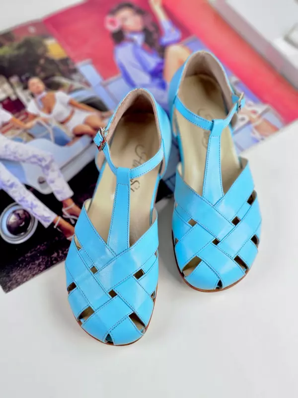 Barefoot Summer Baby Blue Leather 3 cm heel