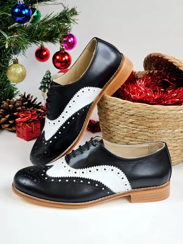Brogue Black & White Leather 2 cm heel