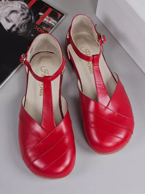 Barefoot Sugar Red Leather Zero Drop