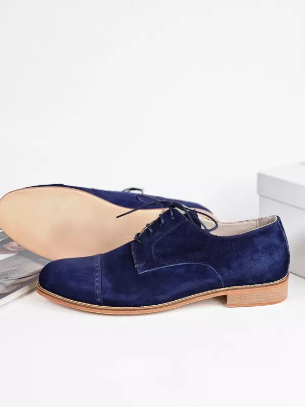 Dark Blue Suede 2 cm heel