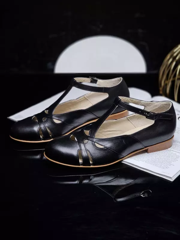 Spring Black Leather 2 cm heel