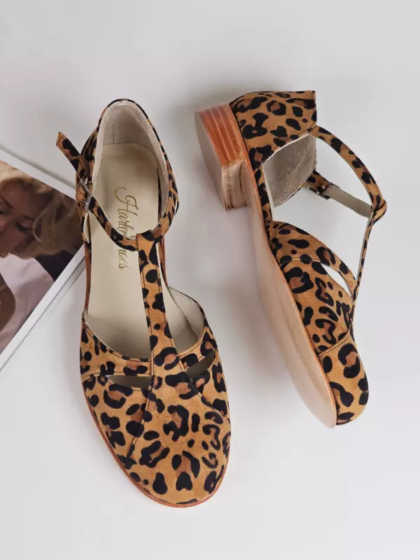 Isabel Leopard Suede 2 cm heel
