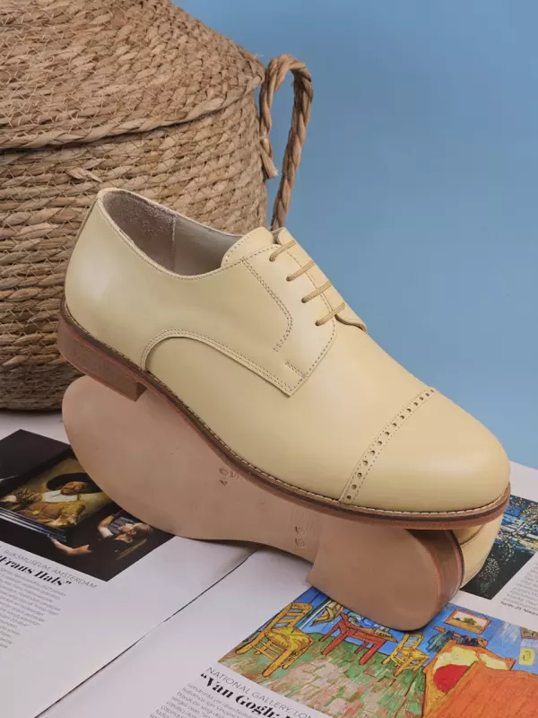 Lemon Yellow Leather 2 cm heel