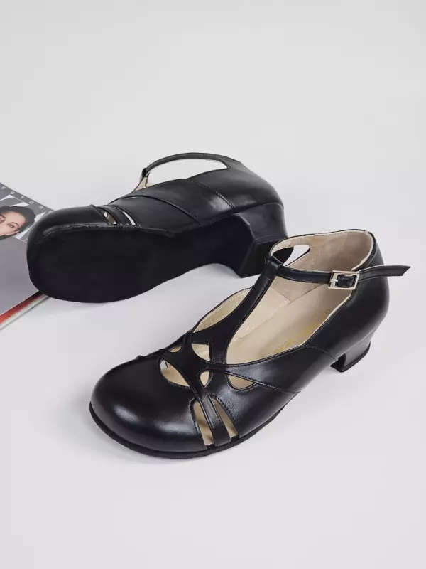 Black Leather 4 cm heel