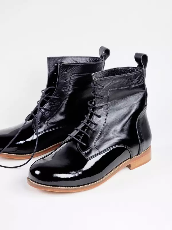 Harlem Boots Mix of Black patent & black leather