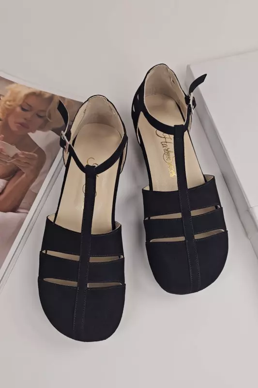 Barefoot Harmony Black Suede 4 cm heel