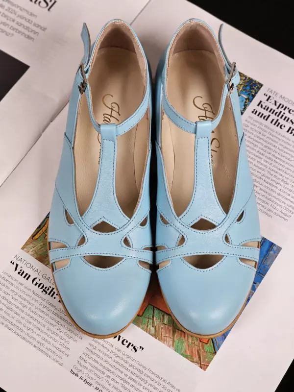 Baby Blue Leather 2 cm heel