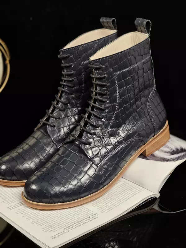 Harlem Boots Blue Python Leather 2 cm heel