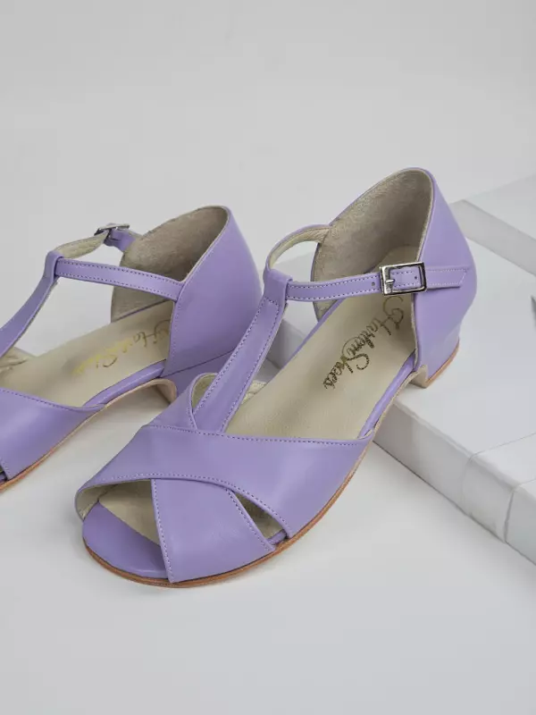 Barefoot Doris Lilac Leather 3 cm heel