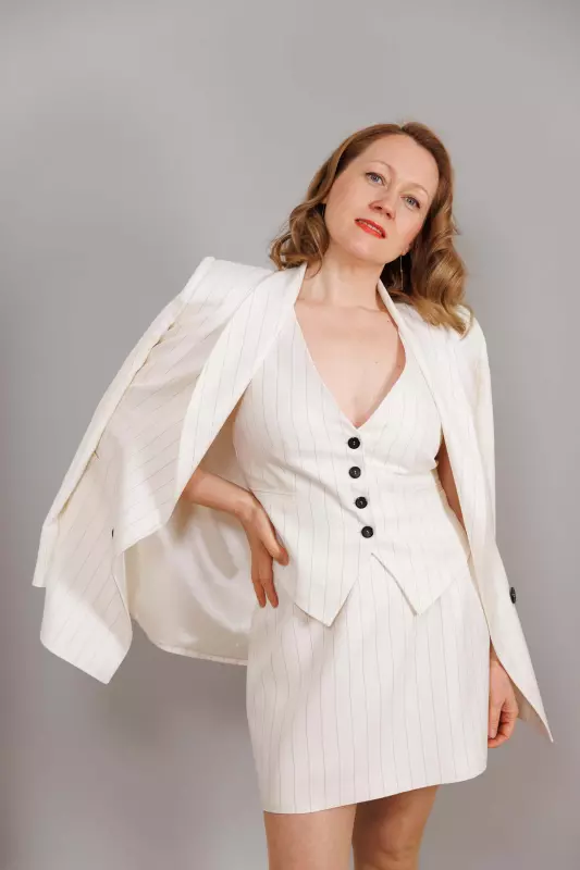 Suit with Skirt