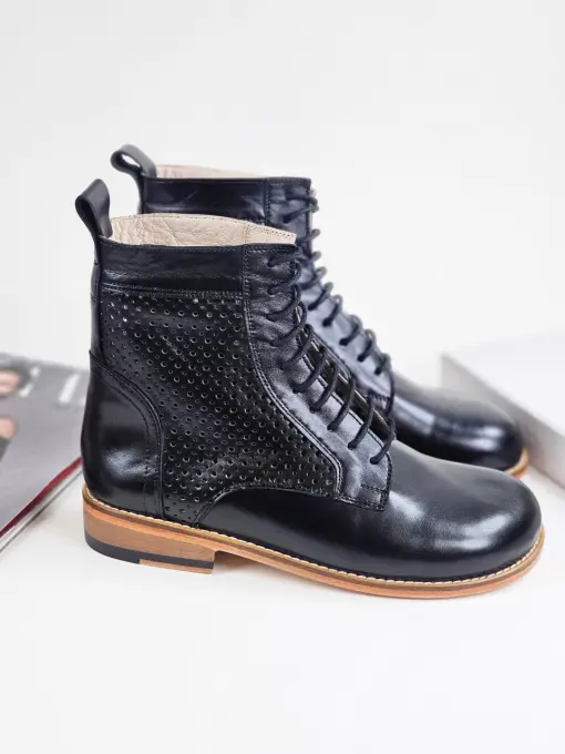 Barefoot Harlem Boots