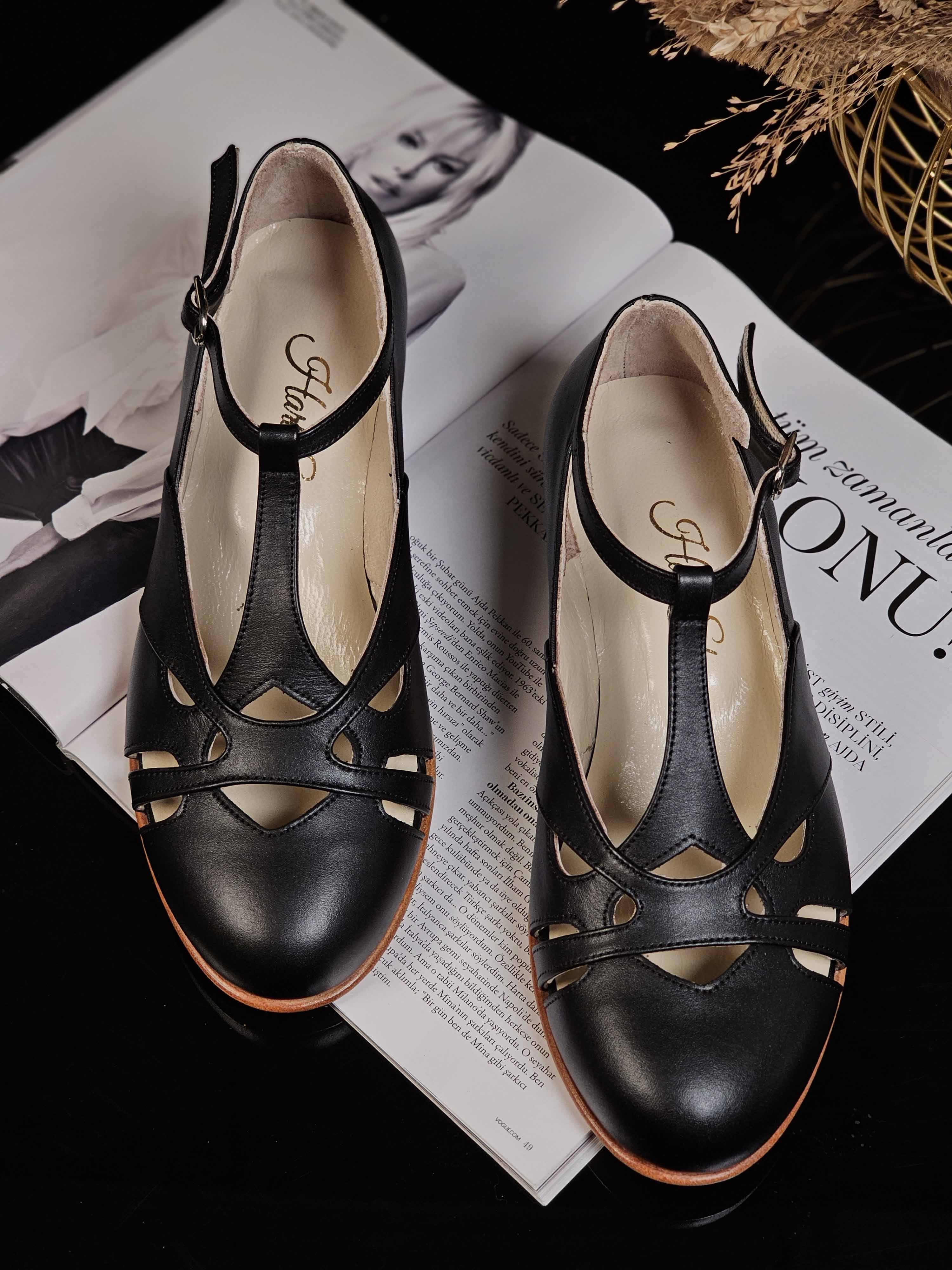 Spring Black Leather 4 cm heel