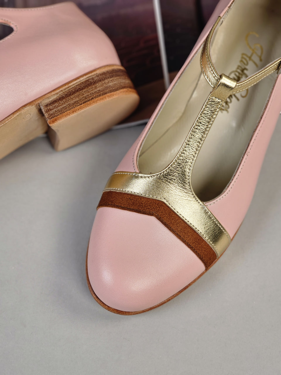 Barbie Pink & Gold Leather & Caramel Suede 2 cm heel