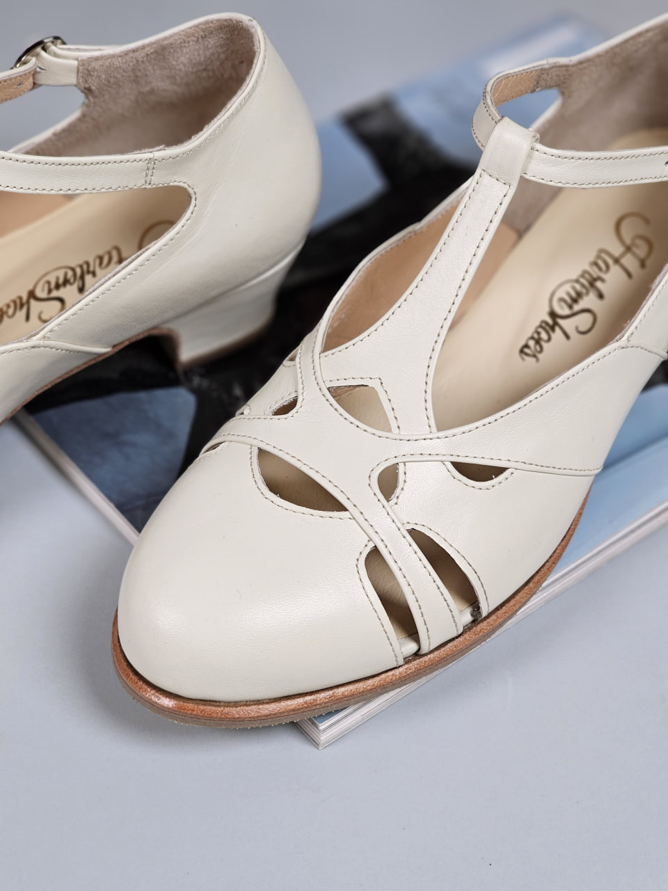 Spring Broken White Leather 4 cm heel