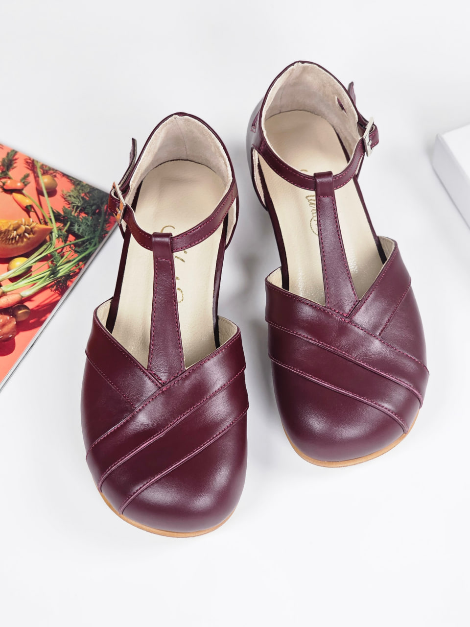 Barefoot Sugar Bordeaux Leather 4 cm heel