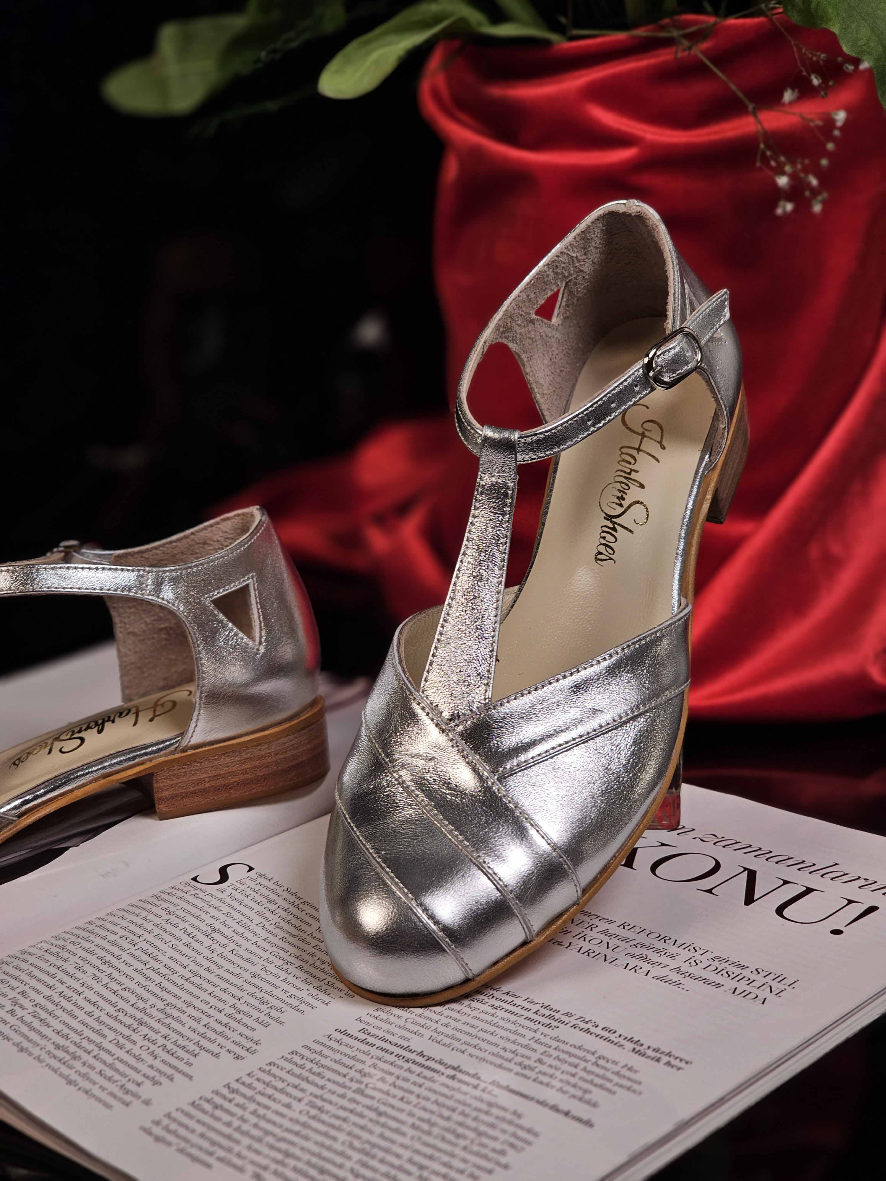Sugar Silver Leather 2 cm heel