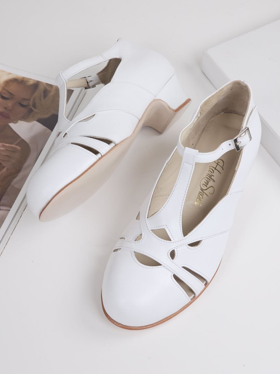 Spring White Leather 4 cm heel