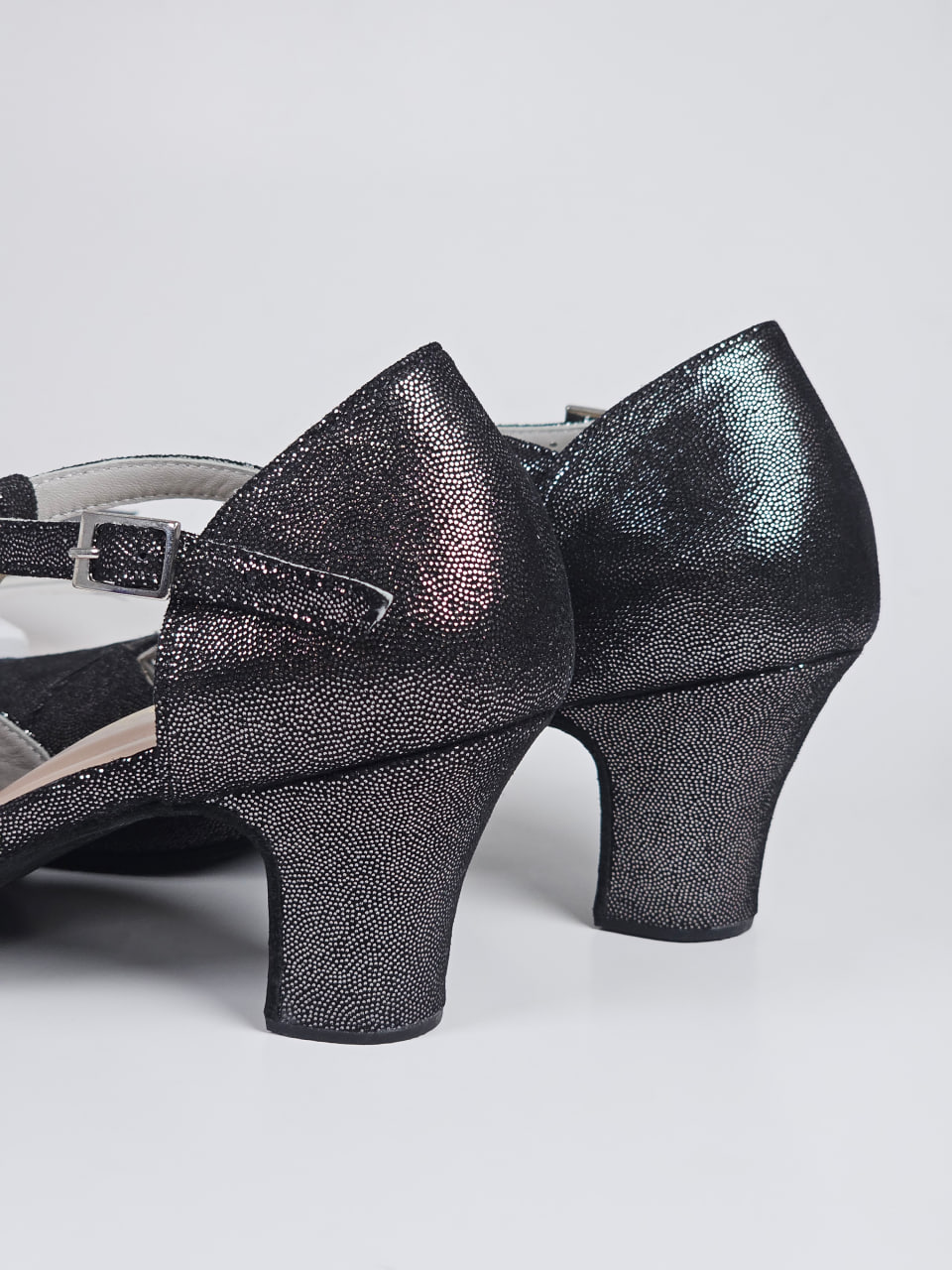 Barefoot Doris Silver Rain Suede 6 cm heel