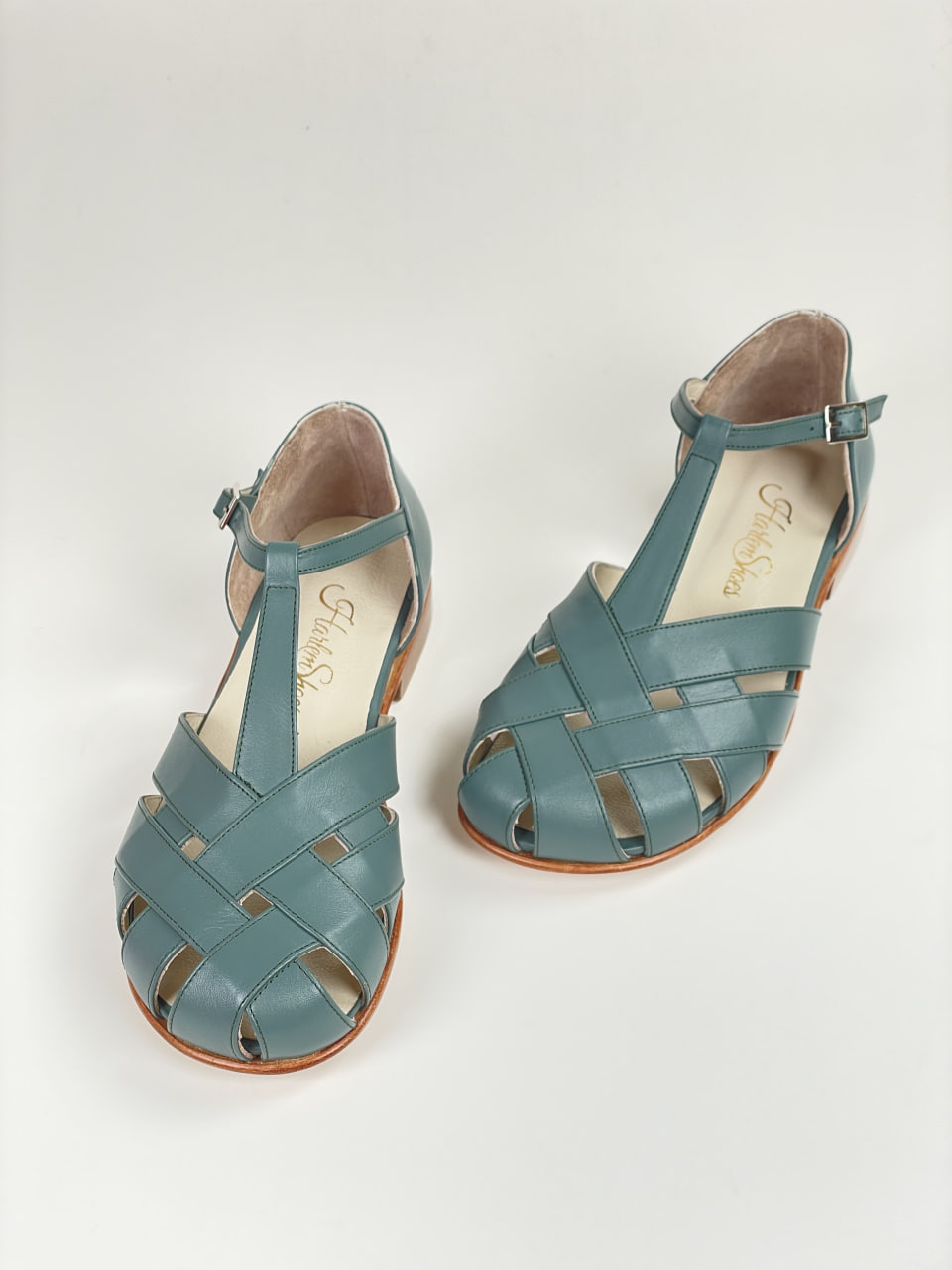Barefoot Summer Teal Green Leather 1.5 cm heel