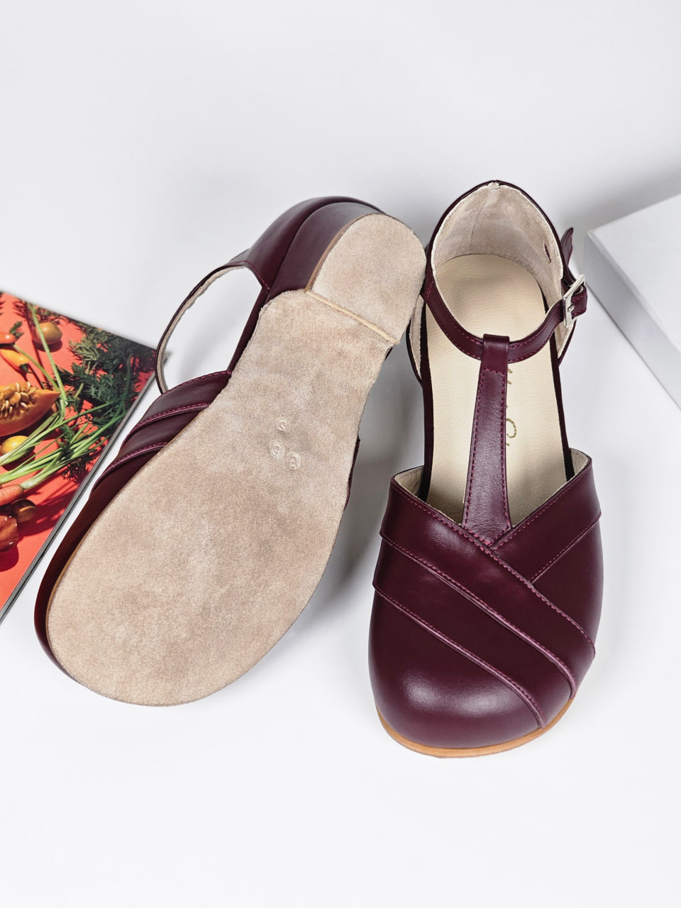 Barefoot Sugar Bordeaux Leather 4 cm heel