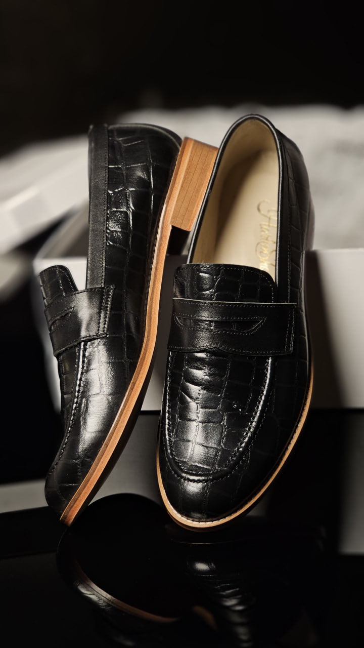 Loafers Black Stone Printed Leather 2 cm heel