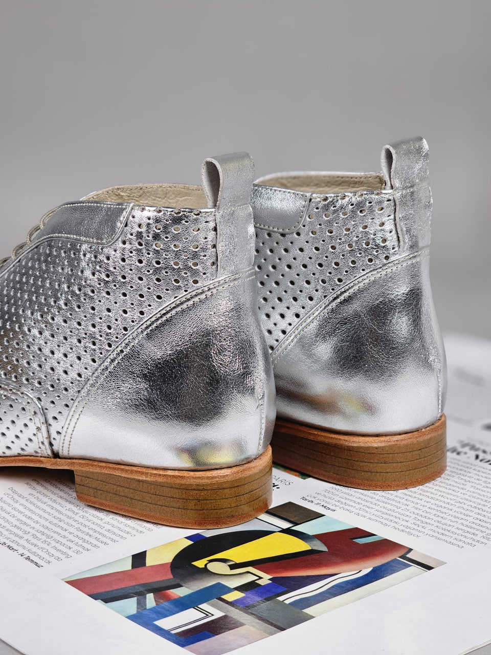 Smooth Boots Perforated Silver Leather 2 cm heel