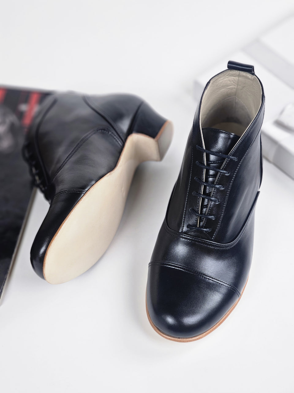 Smooth Boots Black Leather 4 cm  heel