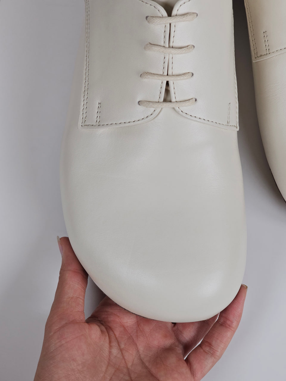 Barefoot Frankie Broken White Leather 2.5 cm heel
