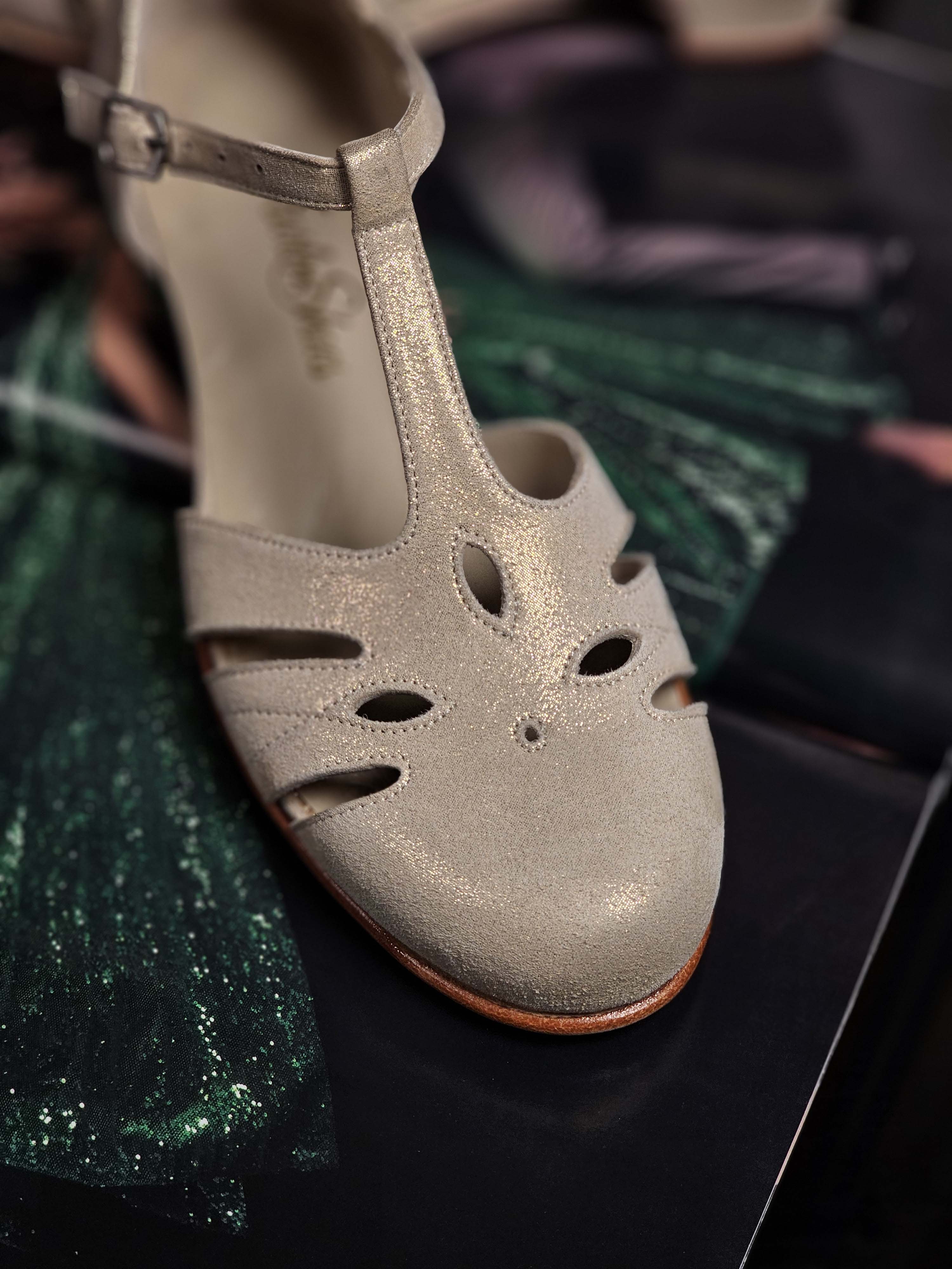 Rosy Gold Suede 3 cm heel