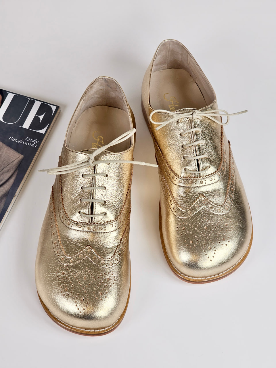 Barefoot Brogue Platinum Gold Leather 2 cm heel